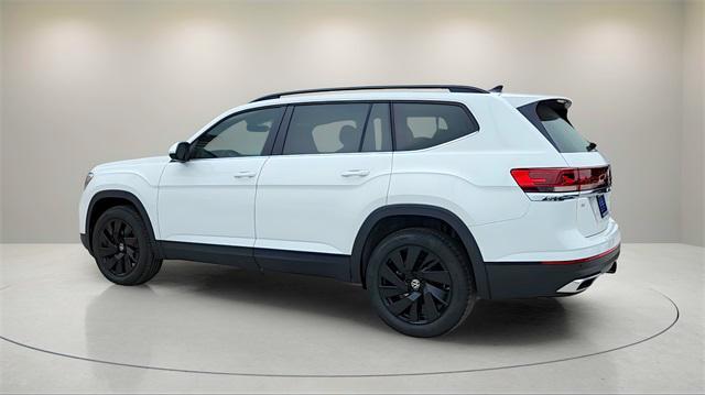 new 2025 Volkswagen Atlas car, priced at $41,444