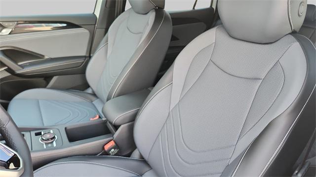 new 2025 Volkswagen Tiguan car, priced at $36,283