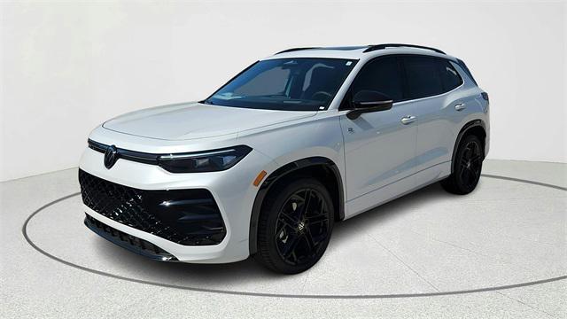 new 2025 Volkswagen Tiguan car, priced at $36,283