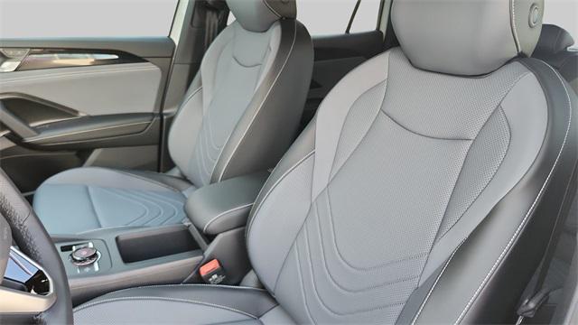 new 2025 Volkswagen Tiguan car, priced at $36,283