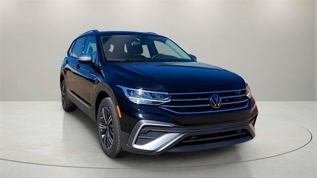 new 2024 Volkswagen Tiguan car, priced at $32,998