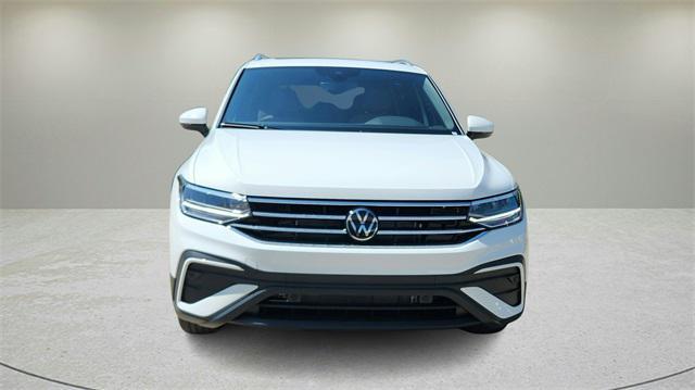 new 2024 Volkswagen Tiguan car, priced at $31,998