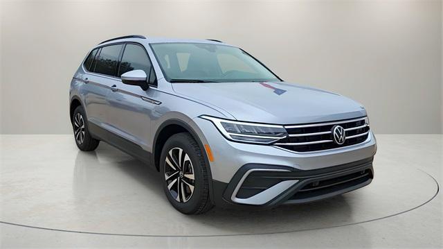 new 2024 Volkswagen Tiguan car, priced at $27,855