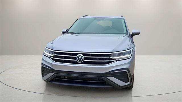 new 2024 Volkswagen Tiguan car, priced at $27,855