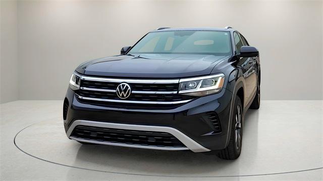 used 2022 Volkswagen Atlas Cross Sport car, priced at $27,900