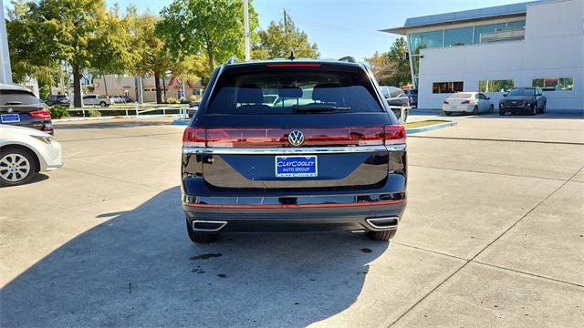 new 2025 Volkswagen Atlas car, priced at $37,988