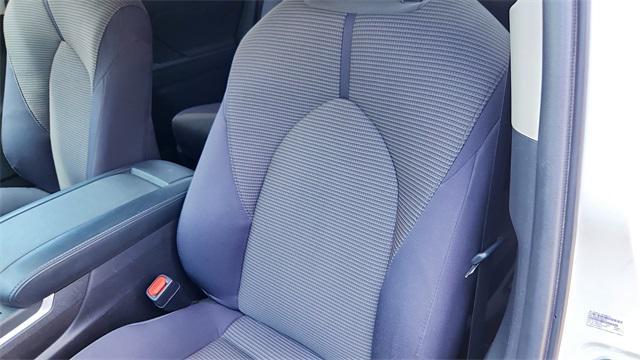 used 2023 Toyota Highlander car, priced at $32,884