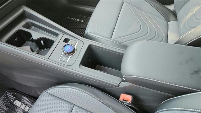 new 2025 Volkswagen Tiguan car, priced at $31,787