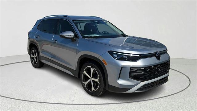 new 2025 Volkswagen Tiguan car, priced at $31,787