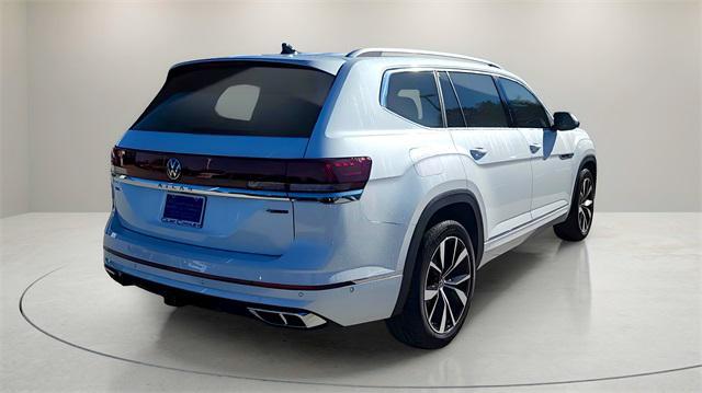 new 2025 Volkswagen Atlas car, priced at $53,322