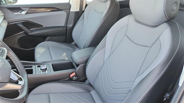 new 2025 Volkswagen Tiguan car, priced at $33,714