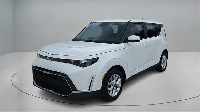used 2023 Kia Soul car, priced at $16,300