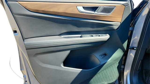 new 2025 Volkswagen Atlas car, priced at $42,414