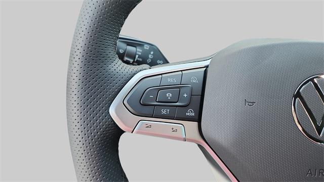 new 2025 Volkswagen Tiguan car, priced at $36,283