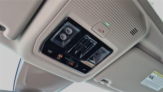 new 2025 Volkswagen Atlas car, priced at $33,776