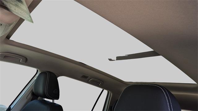 new 2025 Volkswagen Atlas car, priced at $33,776