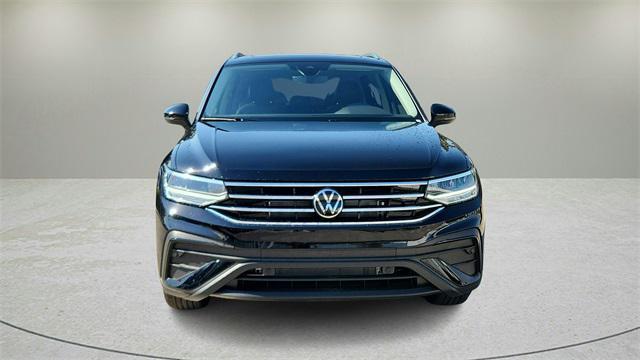 new 2024 Volkswagen Tiguan car, priced at $32,005