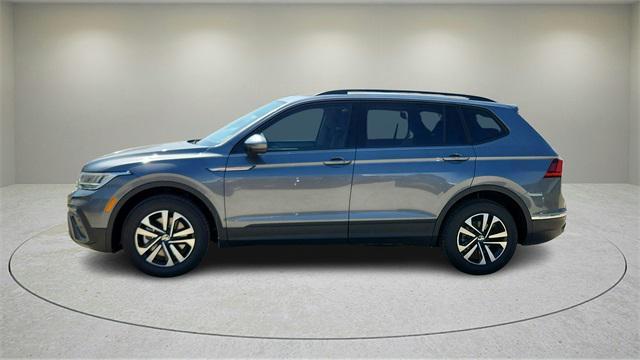 new 2024 Volkswagen Tiguan car, priced at $27,999