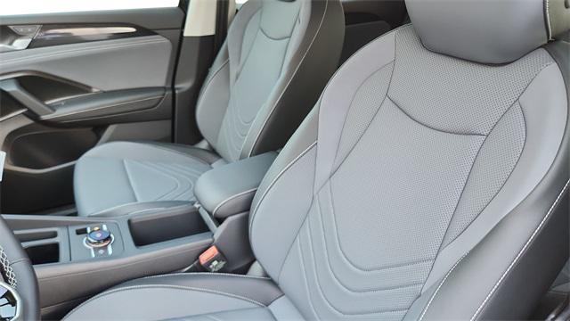 new 2025 Volkswagen Tiguan car, priced at $33,714