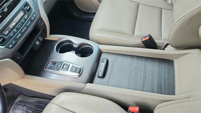 used 2021 Honda Pilot car, priced at $26,583