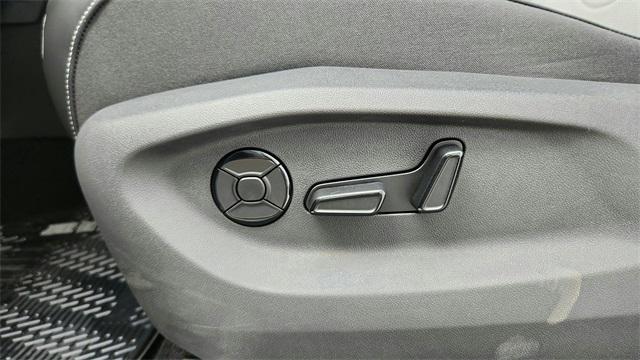 new 2025 Volkswagen Tiguan car, priced at $35,846