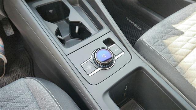 new 2025 Volkswagen Tiguan car, priced at $28,894