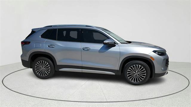 new 2025 Volkswagen Tiguan car, priced at $28,894