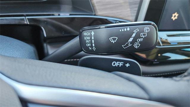 new 2025 Volkswagen Atlas car, priced at $50,411