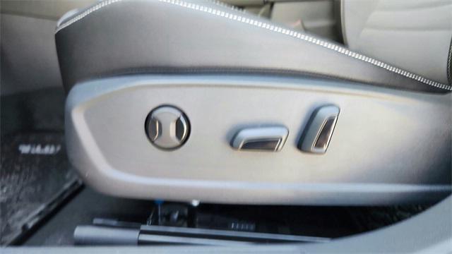 new 2025 Volkswagen Jetta car, priced at $27,530