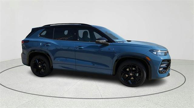 new 2025 Volkswagen Tiguan car, priced at $36,558