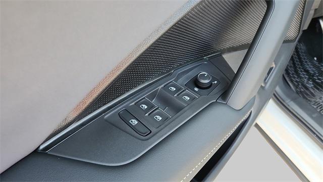 new 2025 Volkswagen Tiguan car, priced at $36,283