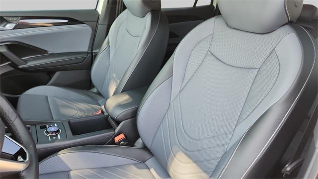new 2025 Volkswagen Tiguan car, priced at $36,283