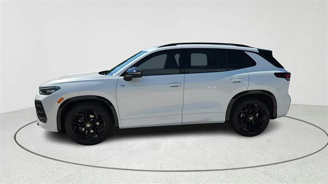 new 2025 Volkswagen Tiguan car, priced at $36,283