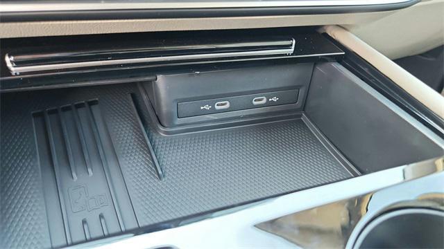 new 2026 Volkswagen Atlas car, priced at $47,681