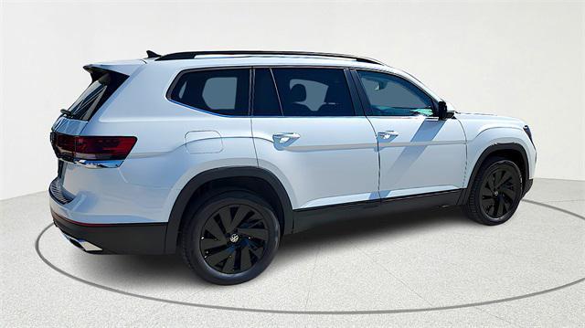 new 2026 Volkswagen Atlas car, priced at $47,681