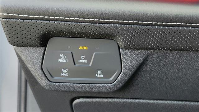 new 2025 Volkswagen Atlas car, priced at $50,411