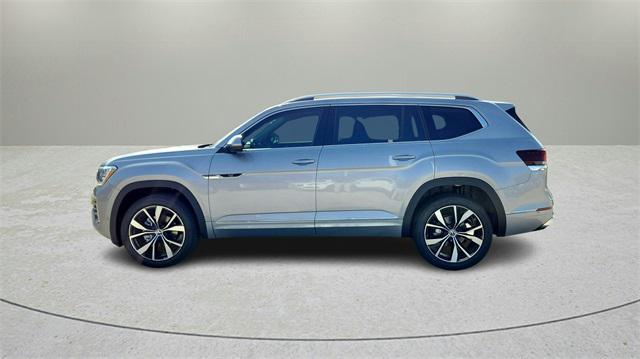 new 2025 Volkswagen Atlas car, priced at $52,333