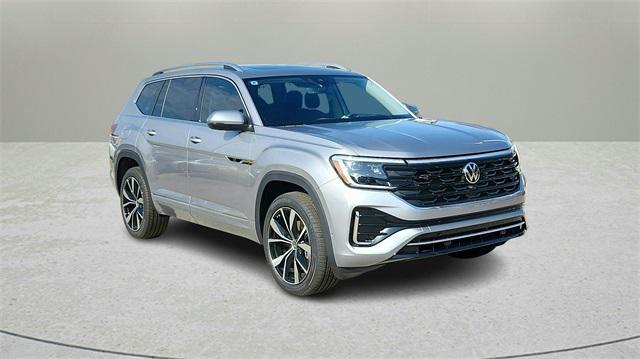 new 2025 Volkswagen Atlas car, priced at $52,333