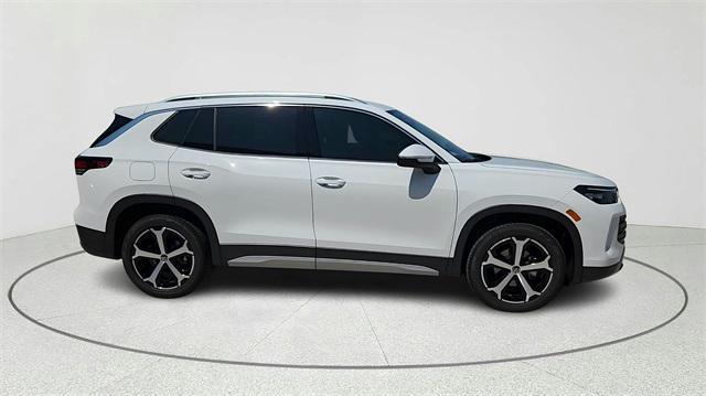 new 2025 Volkswagen Tiguan car, priced at $31,777