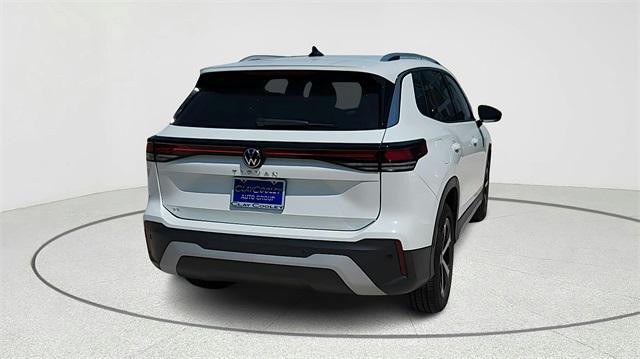 new 2025 Volkswagen Tiguan car, priced at $31,777