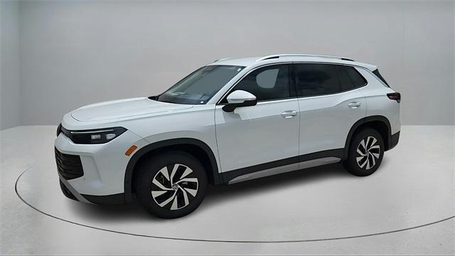 new 2025 Volkswagen Tiguan car, priced at $30,761
