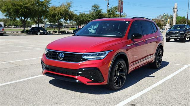 new 2024 Volkswagen Tiguan car, priced at $33,448