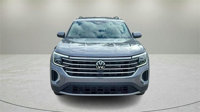 new 2025 Volkswagen Atlas car, priced at $37,555