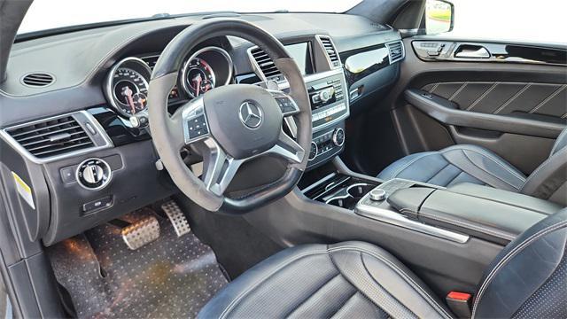 used 2013 Mercedes-Benz M-Class car, priced at $28,999