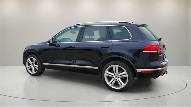 used 2017 Volkswagen Touareg car, priced at $21,282