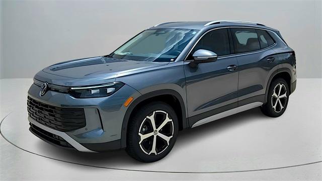 new 2025 Volkswagen Tiguan car, priced at $31,777