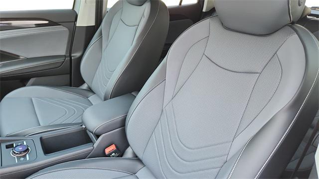 new 2025 Volkswagen Tiguan car, priced at $33,819