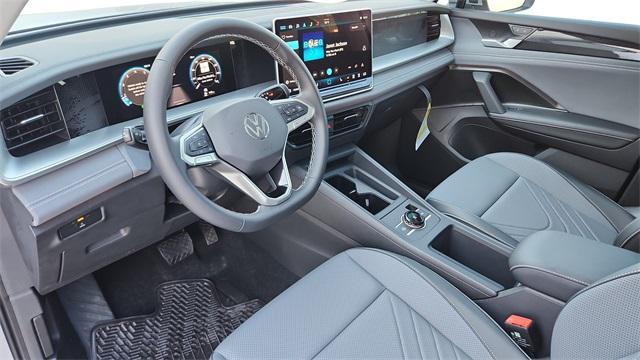new 2025 Volkswagen Tiguan car, priced at $33,819