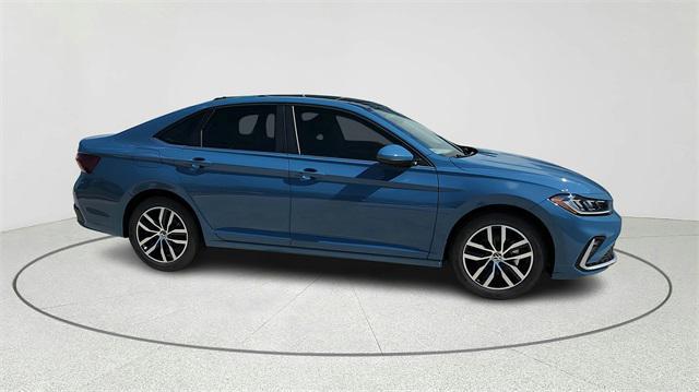 new 2025 Volkswagen Jetta car, priced at $27,104