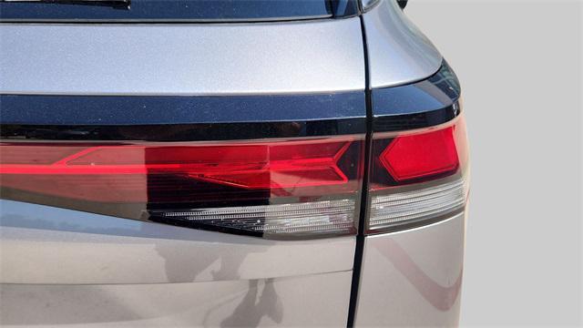 new 2025 Volkswagen Tiguan car, priced at $28,999